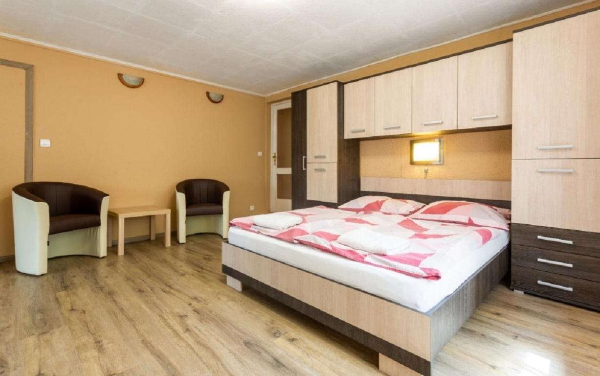 Visegrad Vendeghaz-Apartman Buitenkant foto